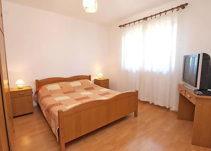 Mate 909 * Fažana