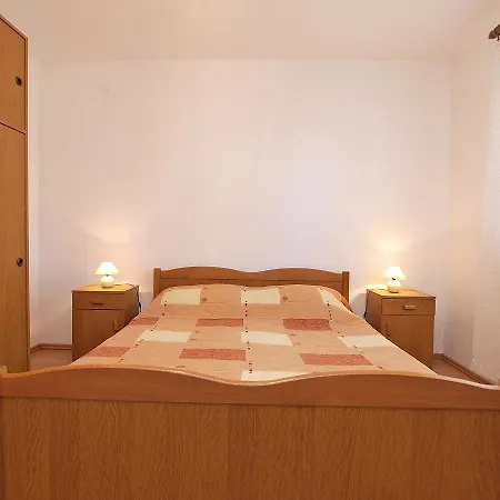 Mate 909 Apartmán *